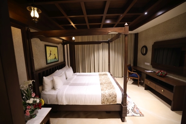 aj-grand-home-kerala style